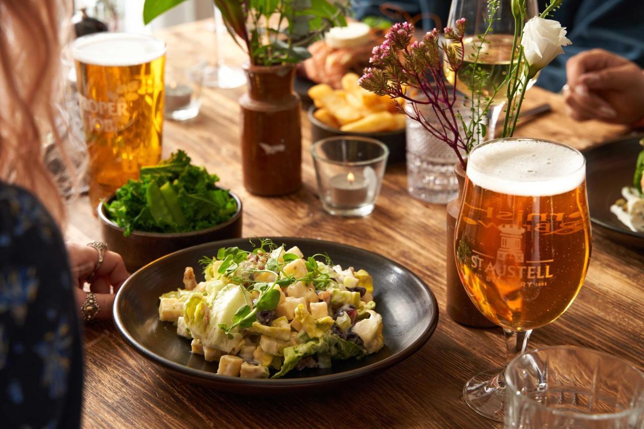 Rose And Crown Yealmpton Hotel Екстериор снимка