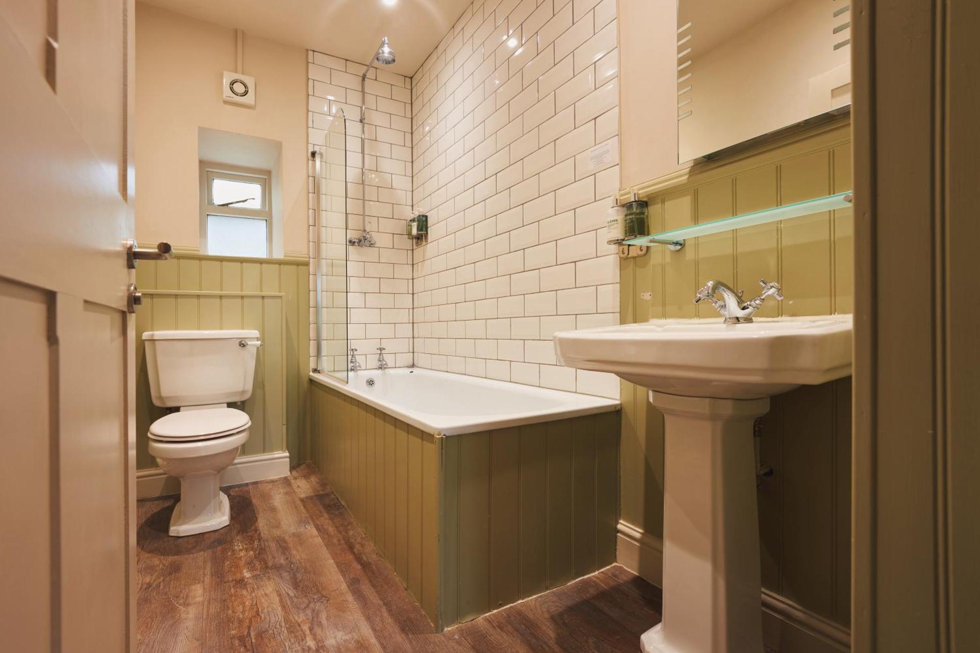 Rose And Crown Yealmpton Hotel Екстериор снимка