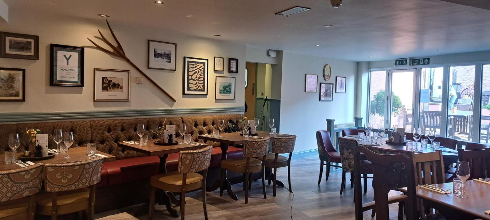 Rose And Crown Yealmpton Hotel Екстериор снимка